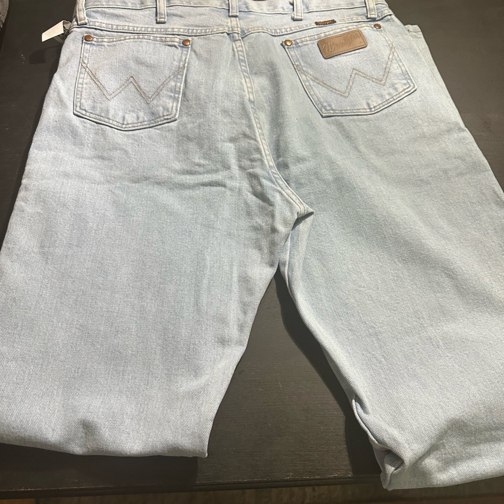Wrangler Blue Relaxed Jeans Classic Design